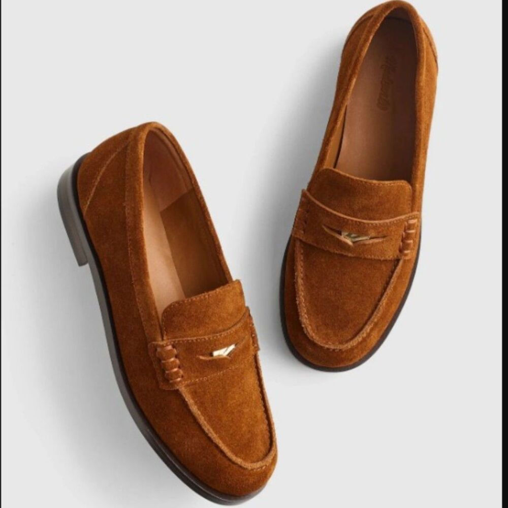 NEW The Grayson Penny Loafer 100% Suede Russet Brown Size 6.5